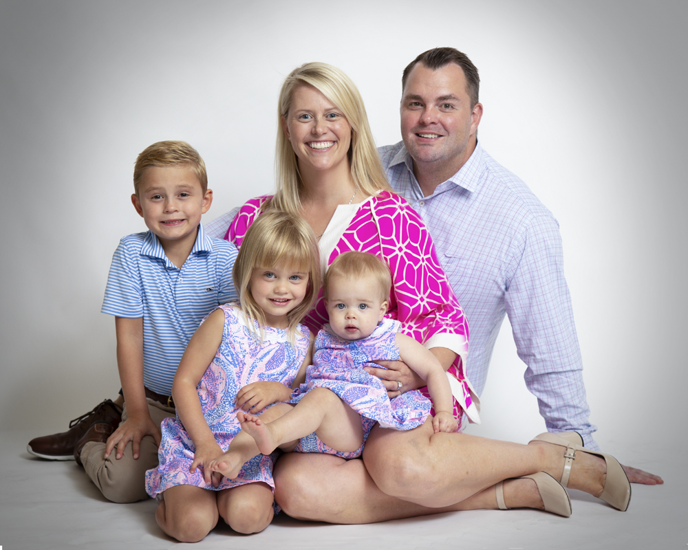 Austin Family portrait with 3 kids