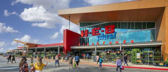 Architectural photograph of HEB Lakeline AFTER EDITING